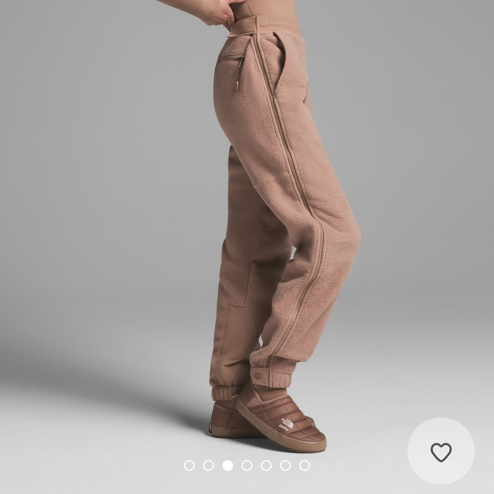 Stylish Tan Fleece Joggers with Pockets